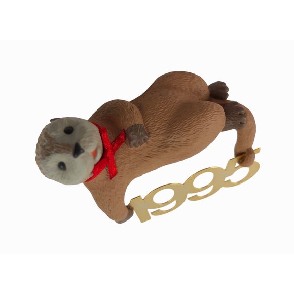 Hallmark Keepsake Ornament Fabulous Decade Otter 1995 6th In Collectors Series - Picture 6 of 10